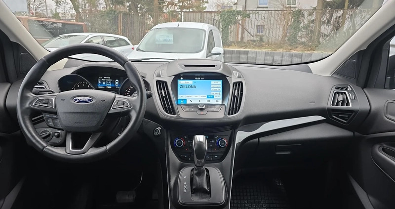 Ford Kuga cena 77900 przebieg: 122910, rok produkcji 2017 z Oleśnica małe 529